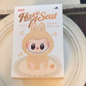 Pop Mart Labubu Have A Seat Bath Toy - Cream